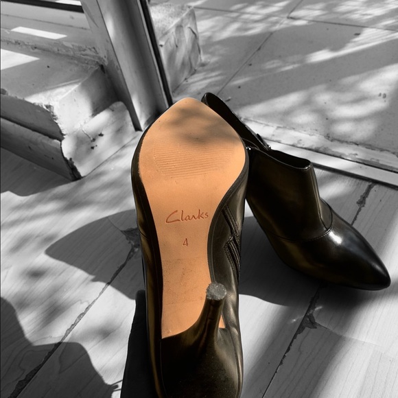 Boots!! Boots!! 💃 - Picture 2 of 2